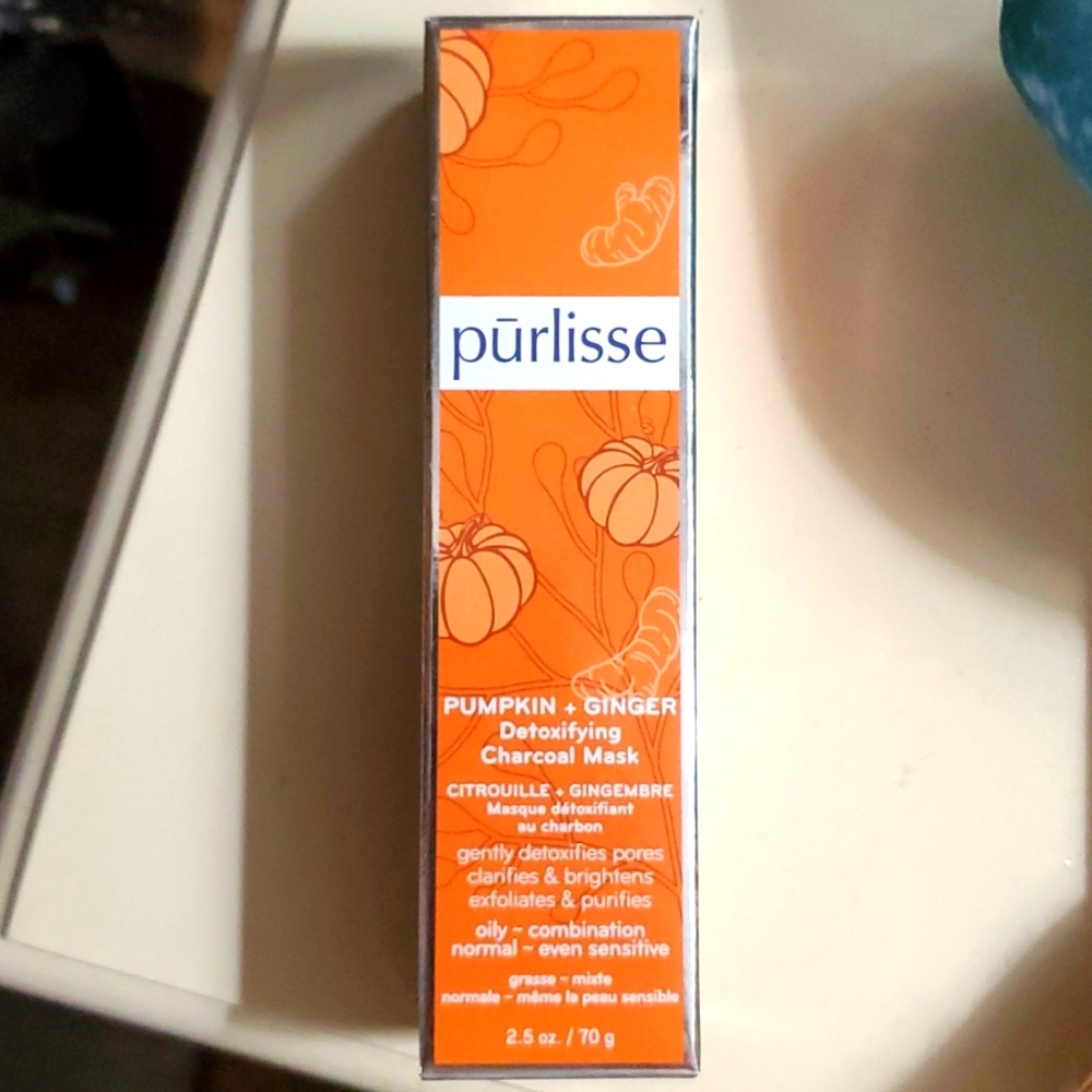 BNIB Pūrlisse Pumpkin Ginger Detoxifying Charcoal Mask